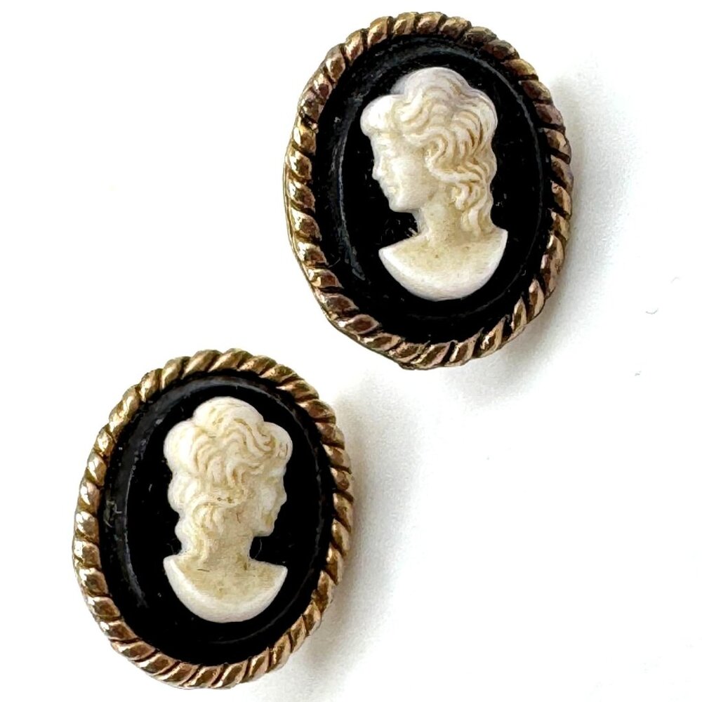 Vintage Gold-Tone Cameo Stud Earrings With Black & Ivory Profile Design